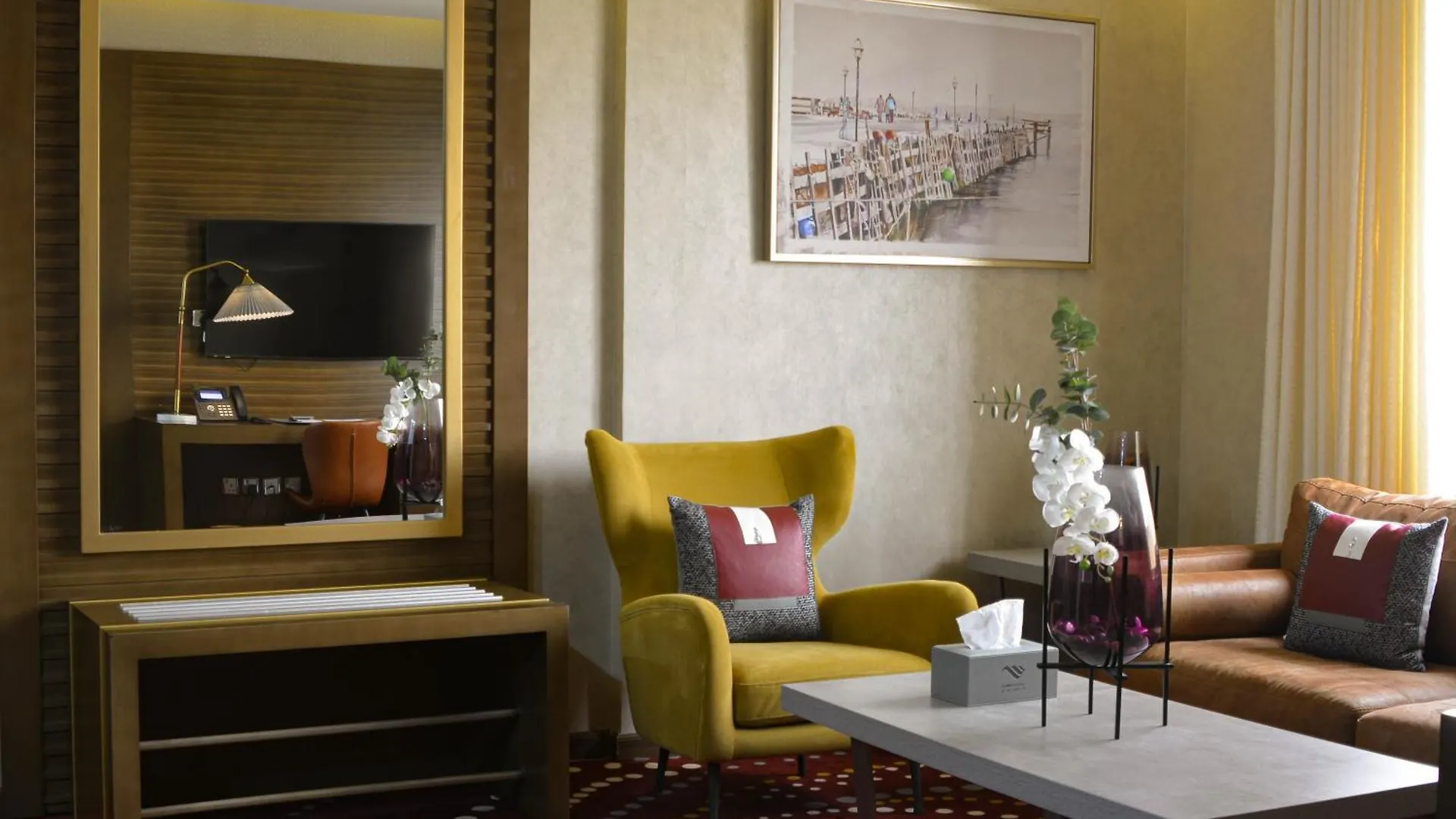 Redwaves Hotel فندق ريدويفز جدة